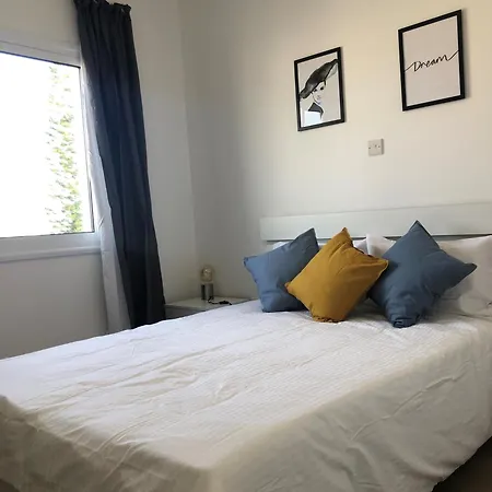 Apartment Victoria 2 *