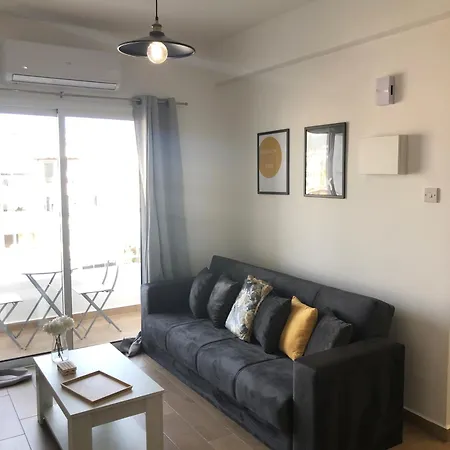 Apartment Victoria 2 *